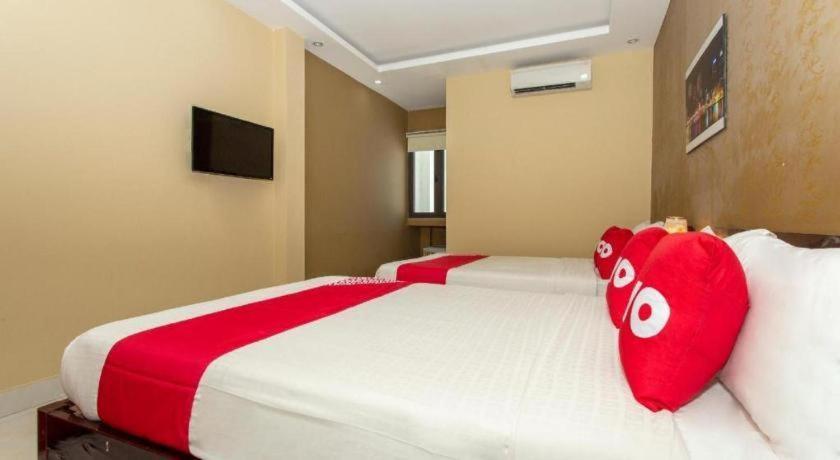 Oyo 1067 Phuc Long Hotel Da Nang Exterior photo